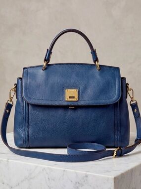 MCM Munchen Navy Pebbled Leather Large Satchel - Top Handle Crossbody bag